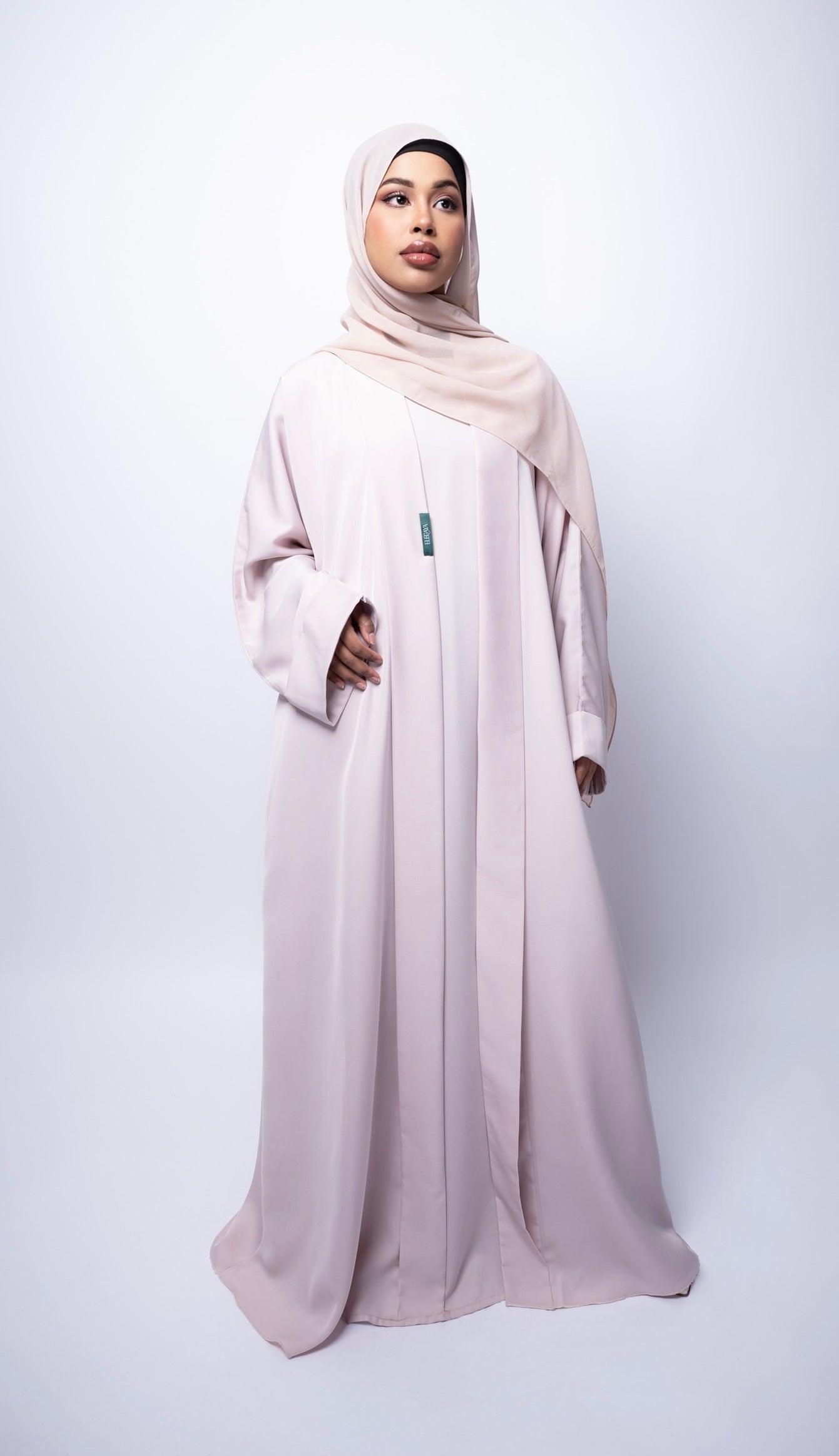 THE ESSENTIAL ELEGAYA PASTEL