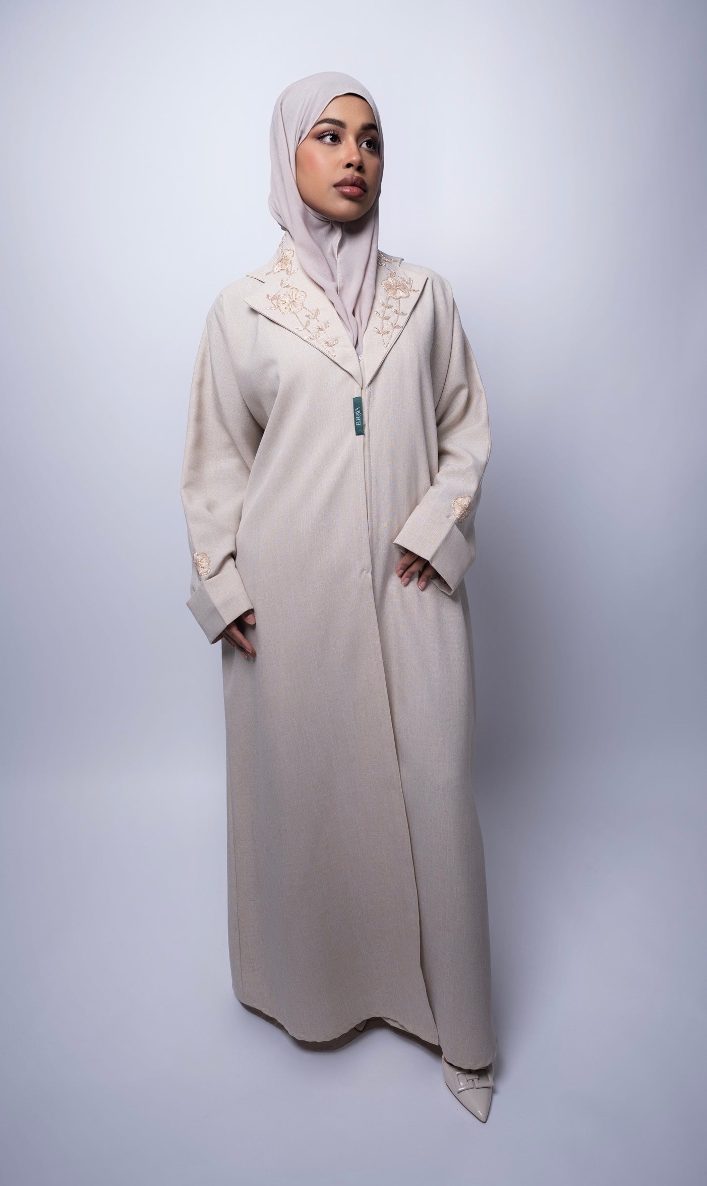 NECK ABAYA BEIGE