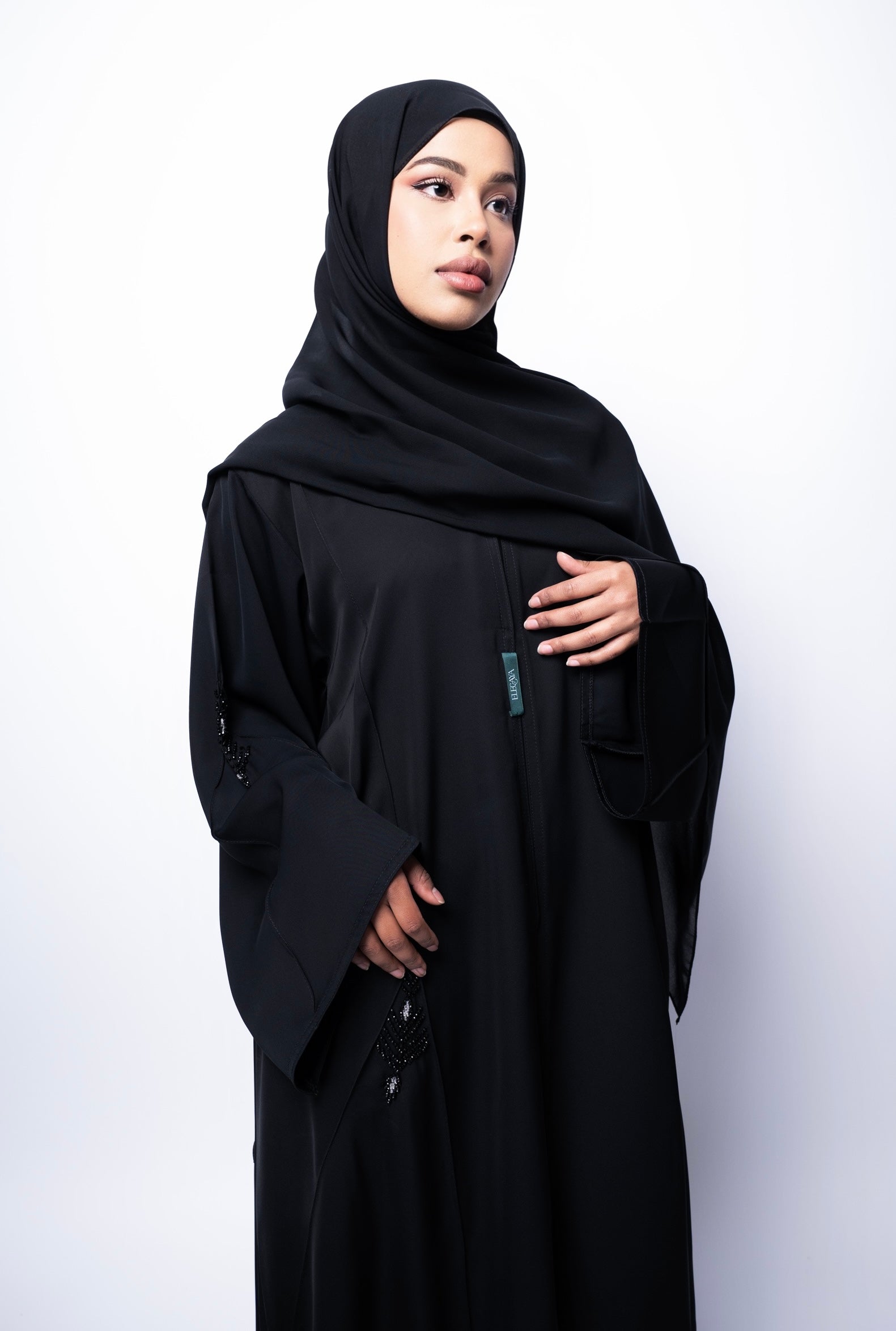 EVAZE BLACK ABAYA