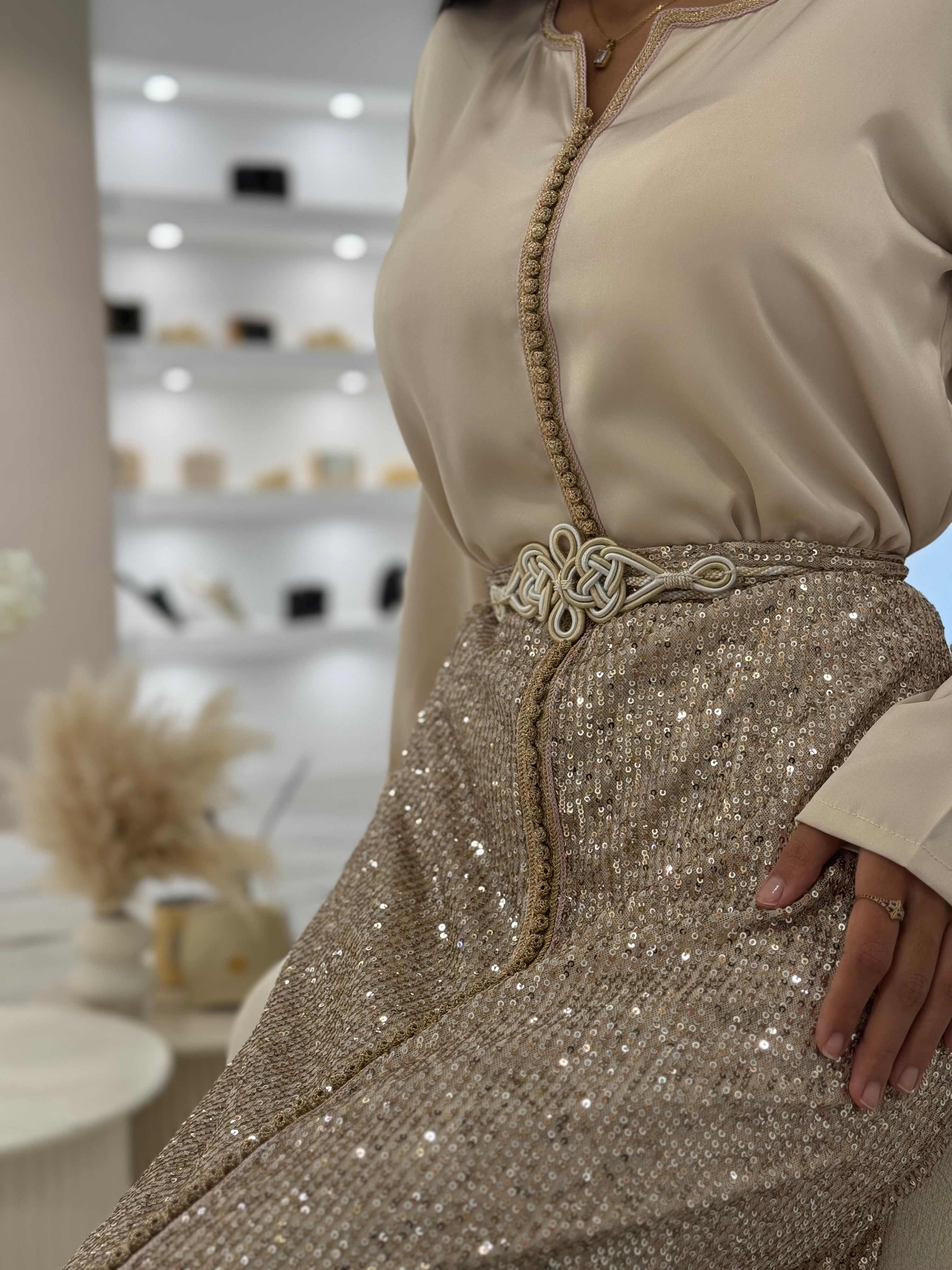 Amalya Bronze