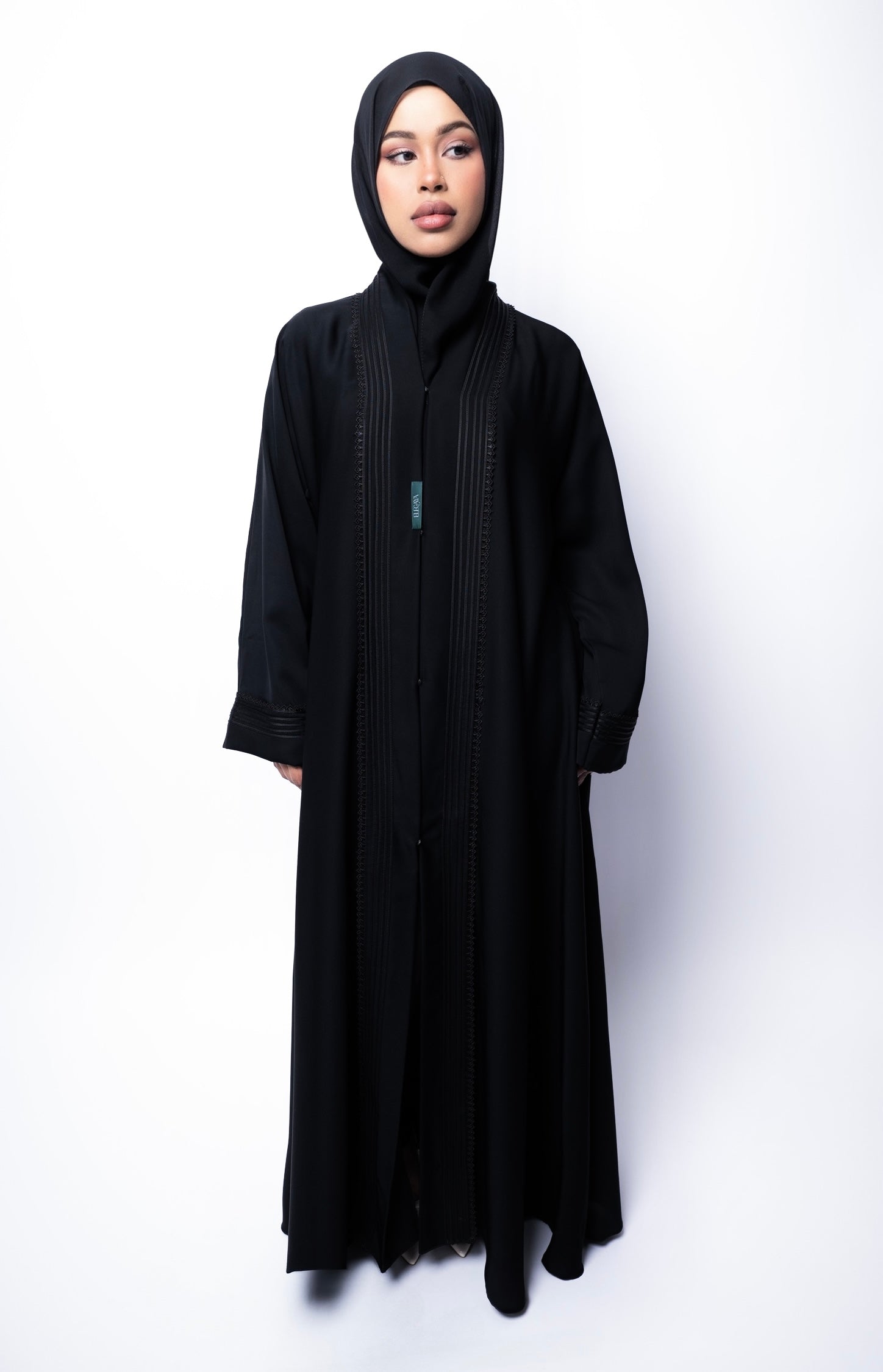 ESSENTIAL FINO ABAYA