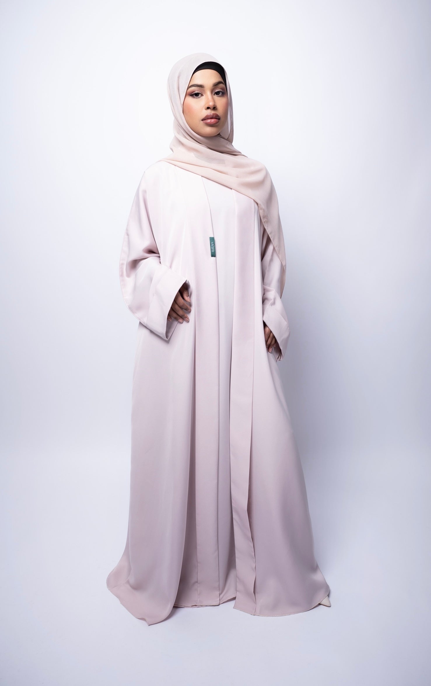 THE ESSENTIAL ELEGAYA PASTEL