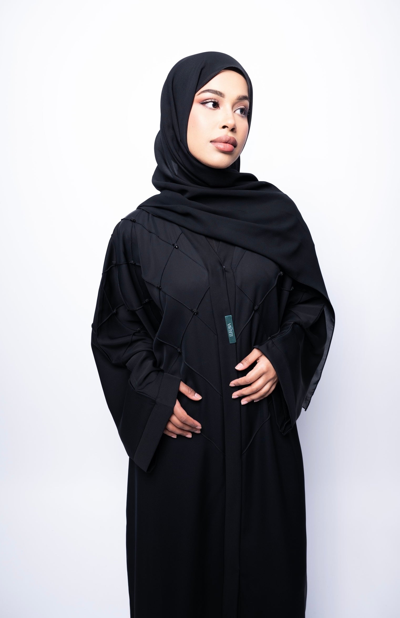 QUADRA ABAYA BLACK